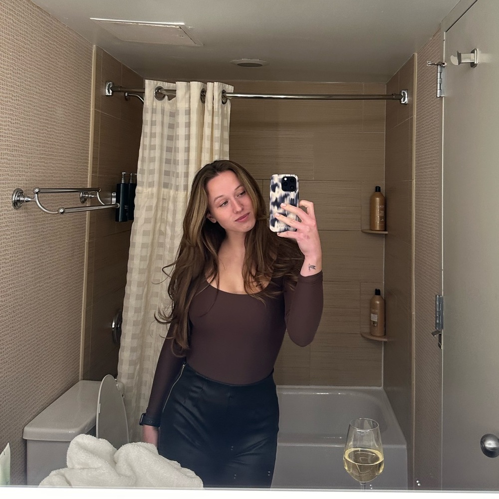 Meet your Posher, Maddie - Picture 2 of 15